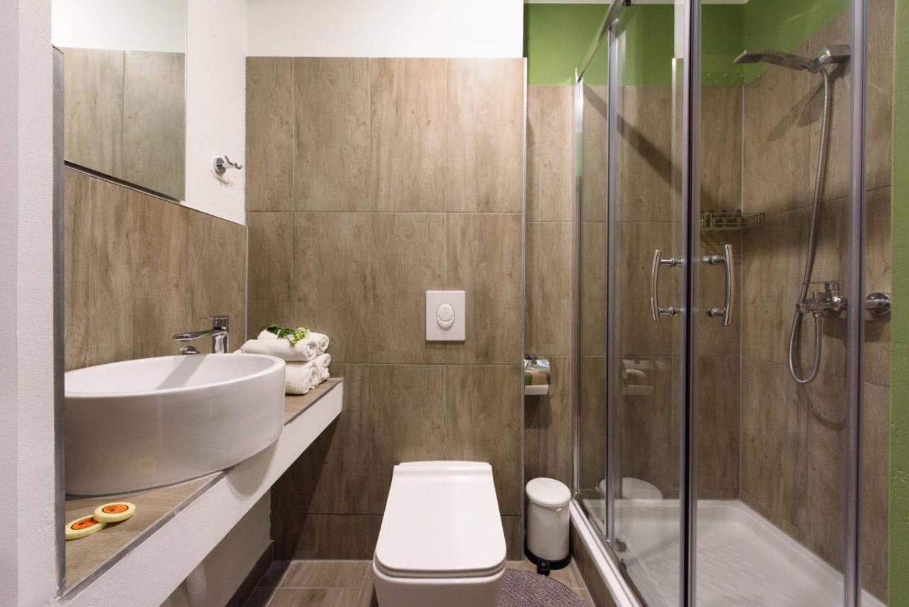 Affittacamere Hotelroom In N11 Prenzlauer Berg New *